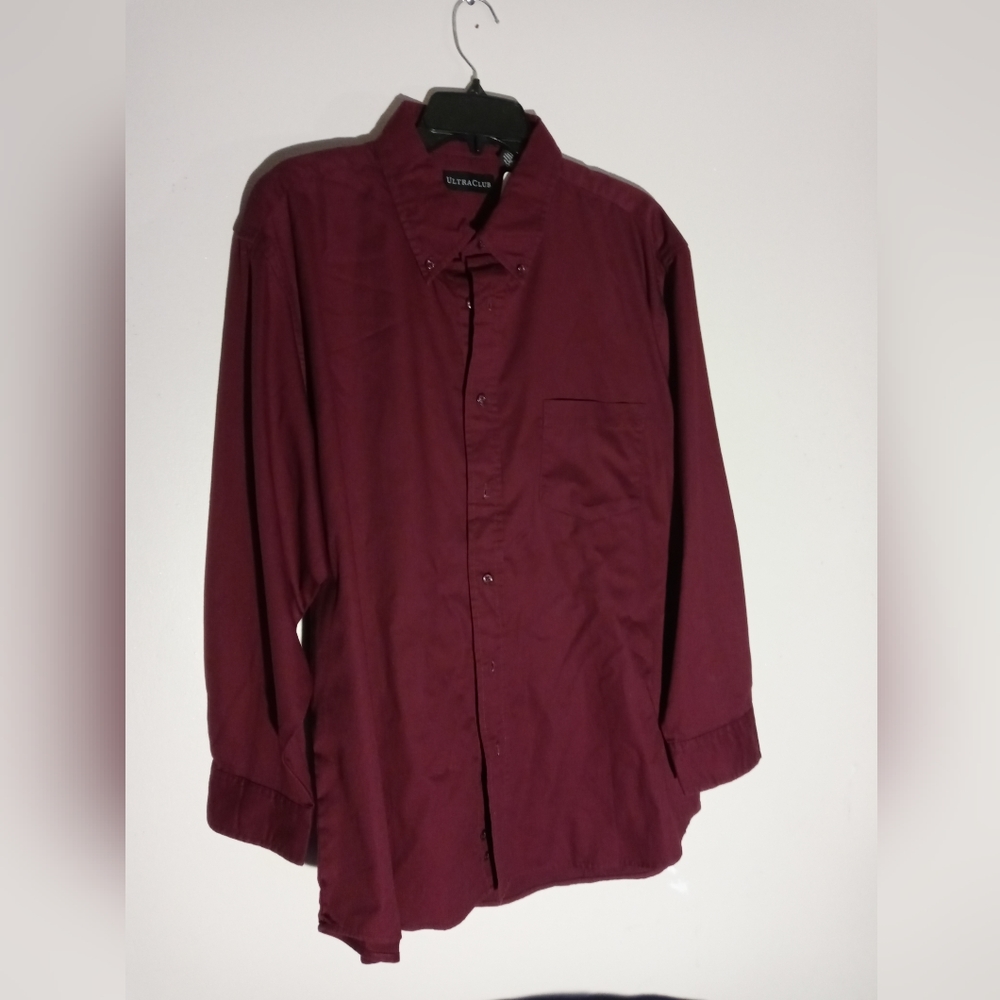 Men's Dress Shirt. Whisper Twill. Brand Ultra Club. Oxfords.